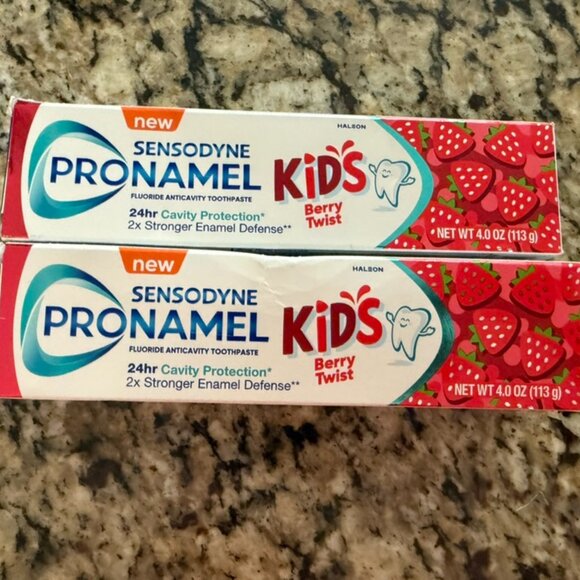 NWT Sensodyne Pronamel Kids Toothpaste Berry Twist Flavor - Picture 5 of 5